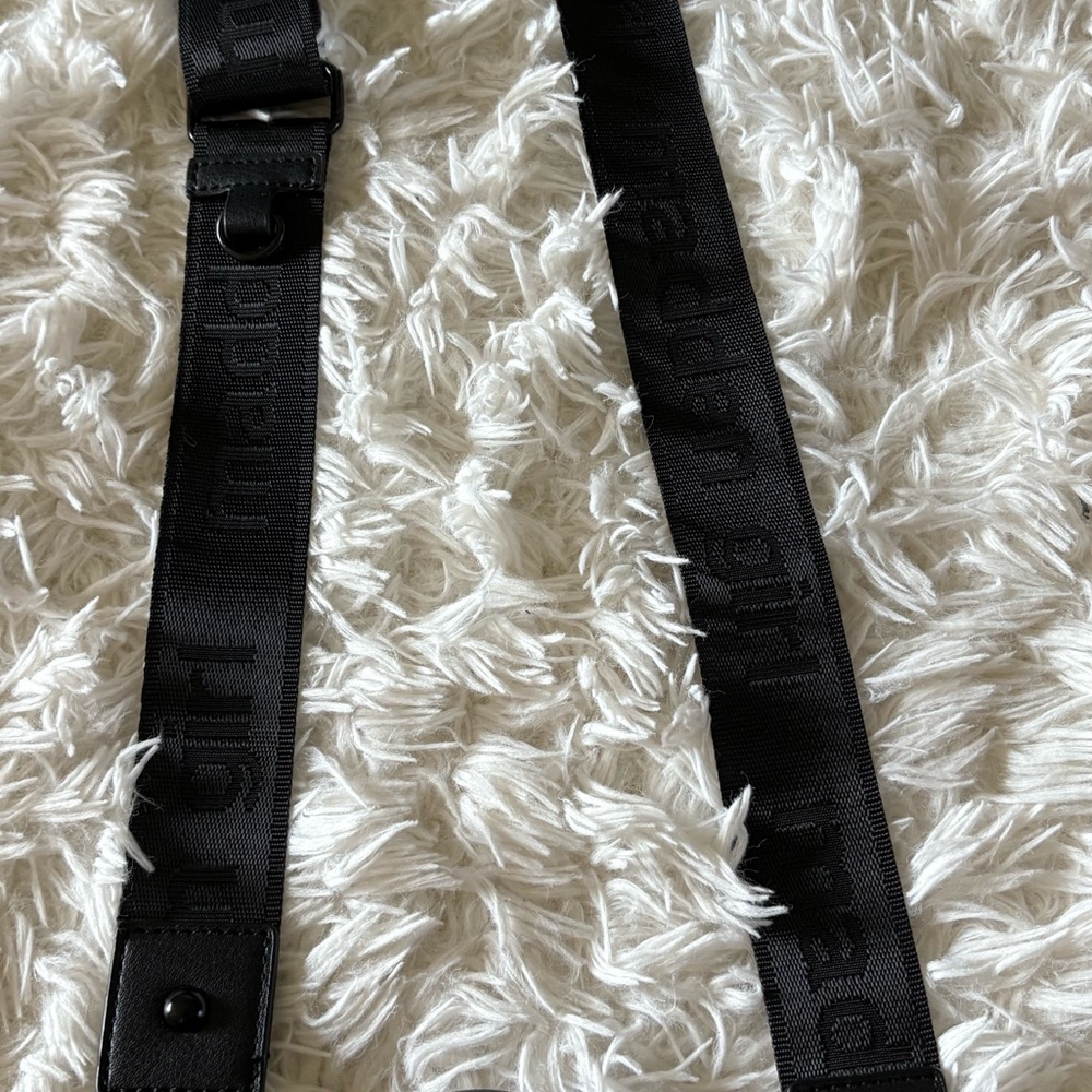 Madden Girl Black Mini Bag with Chain Detail - Picture 4 of 5